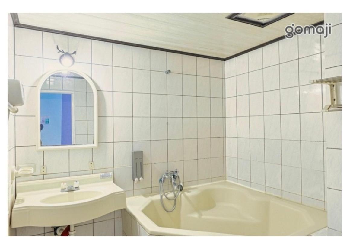 逸仙溫泉旅宿yi-Shian Hotsprin House Wenquan エクステリア 写真