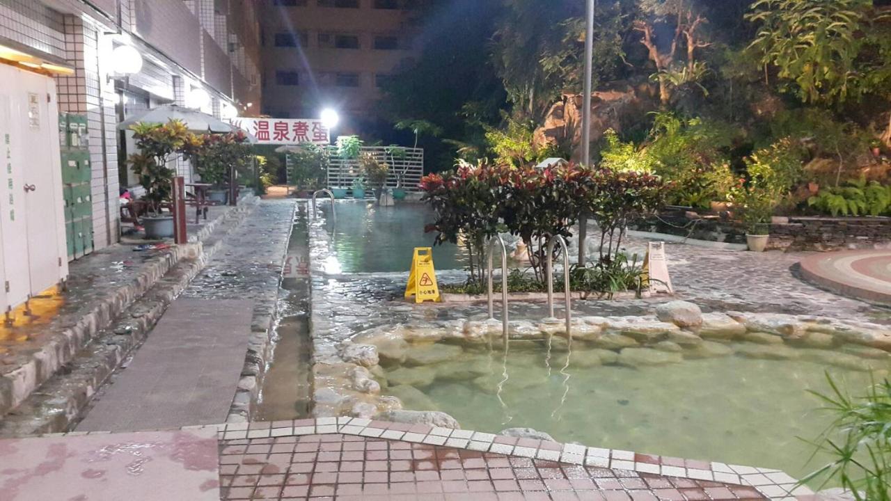 逸仙溫泉旅宿yi-Shian Hotsprin House Wenquan エクステリア 写真